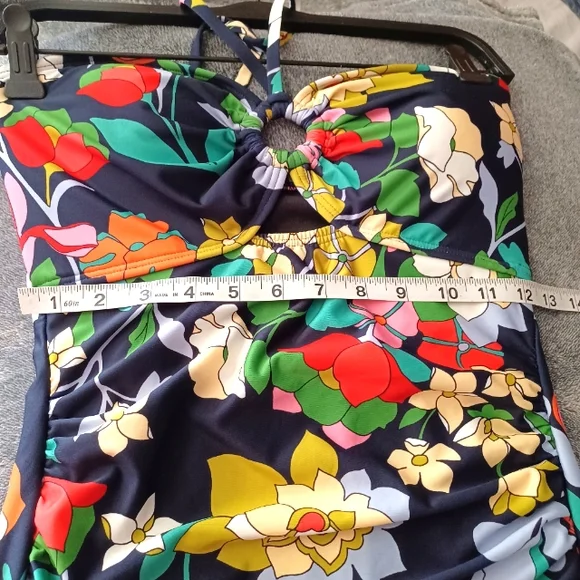 KATE SPADE SWIMSUIT - Picture 3 of 6